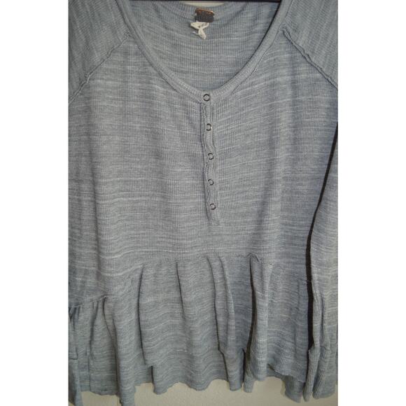Free People We the Free Coastline Thermal Henley Peplum Tunic Top in Gray Size S - Picture 9 of 10